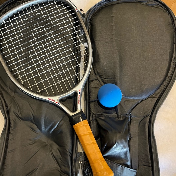 Pre-owned AMF Head Spectrum Racquet 3 7/8 Kevlar Mid-Size w/Case and Ball - Picture 2 of 6